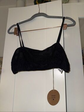 NWT Honey Punch Black Lace Bralette with Dual Thin Straps